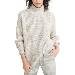 Abercrombie & Fitch turtleneck sweater